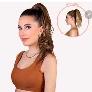 JET BLACK 18in CLIP IN PONY TAIL